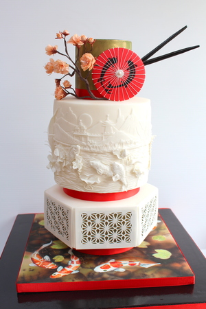 Japanese themed wedding cake - Gold and Best Wedding Cake award at the Irish Sugarcraft Show 2016