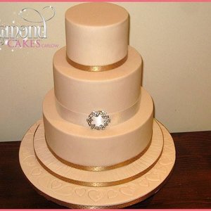 Diamond cakes carlow wedding cake