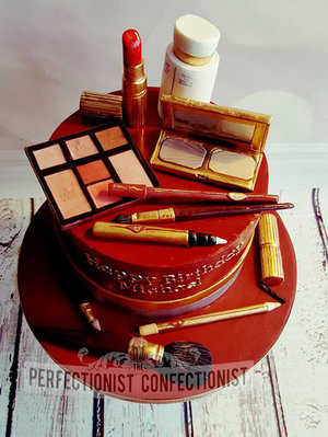 Make up cake  make up  cake  birthday  birthday cake  charlotte tilbury  make up artist  blanchardstown  kinsealy  dublin  swords  malahide  portmarnock   %283%29