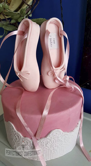 Ballet  ballet shoes  birthday cake  red velvet  lemon  pink  feathers  girlie  dublin  swords  kinsealy  malahide  celebration  novelty %282%29