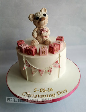 Christening cake  christening  naming day cake  naming day  cake  dublin  swords  malahide  kinsealy  bear  blocks  bunting %281%29