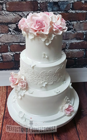 Wedding cake  johnstown house estate meath  roses  lace  hydrangea  edible  elegant  beautiful  lemon  vanilla  dublin  swords  malahide  kinsealy  meath   %281%29
