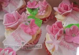 Birthday cake  21st birthday  buttercream ombre  pink  cupcakes  flowers  roses  swirls  swords  dublin  malahide  kinselay  celebration %281%29