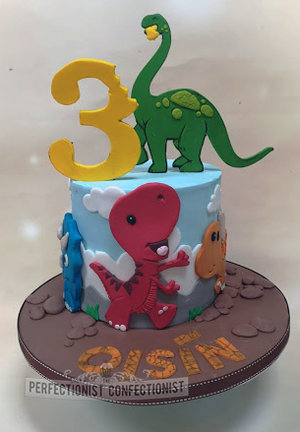 Kid  3  dinosaurs  cartoon  cake  birthday cake  novelty cake  dublin  swords  malahide  kinsealy   chocolate biscuit cake  fun  handmade %282%29