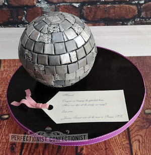 Stricktly come dancing  mairead winner  2019  glitterball  mirrorball  congratulations  chocolate biscuit cake  dublin  swords  malahide  kinsealy %284%29