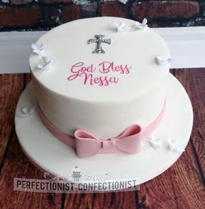 Simple  white  pale pink  bow  doves  cross  christening day  naming day  christening cake  cake  dublin  swords  malahide  kinsealy  portmarnock  donabate %282%29