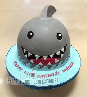 Baby shark  birthday cake  shark  jaws  fun  novelty  celebration  dublin  swords  malahide  kinsealy  sandymount  cake maker  bespoke  handmade  the meg %281%29