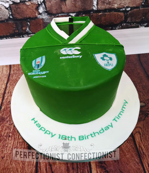 Ireland  rugby  jersey  cake  world cup  18th  birthday  novelty  celebration  swords  malahide  kinsealy  dublin  cake maker  bespoke  handmade  irfu %281%29