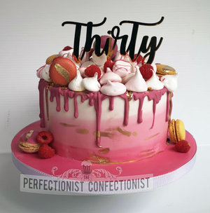 Thirty  thirtieth  30th  30  birthday  cake  pink  ombre  macaron  cake topper  raspberries  meringue  chocoalte biscuit cake  dublin %281%29
