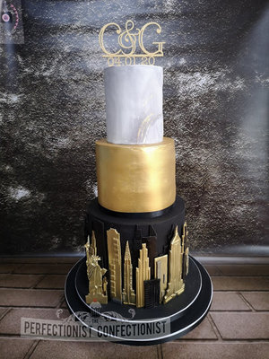 Cliff at lyons  lyons estate  wedding cake  black  gold  marble  elegant  new york  nyc  wedding  cake  skyline  cake topper  cake maker  dublin  swords  %285%29