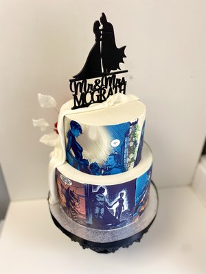 batman comic strip wedding cake
