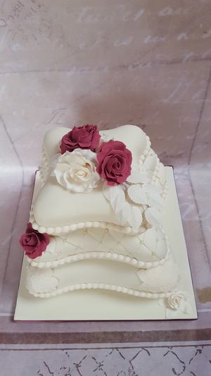 Wedding Cakes & Wedding Cupcakes | Wedding Cake Toppers